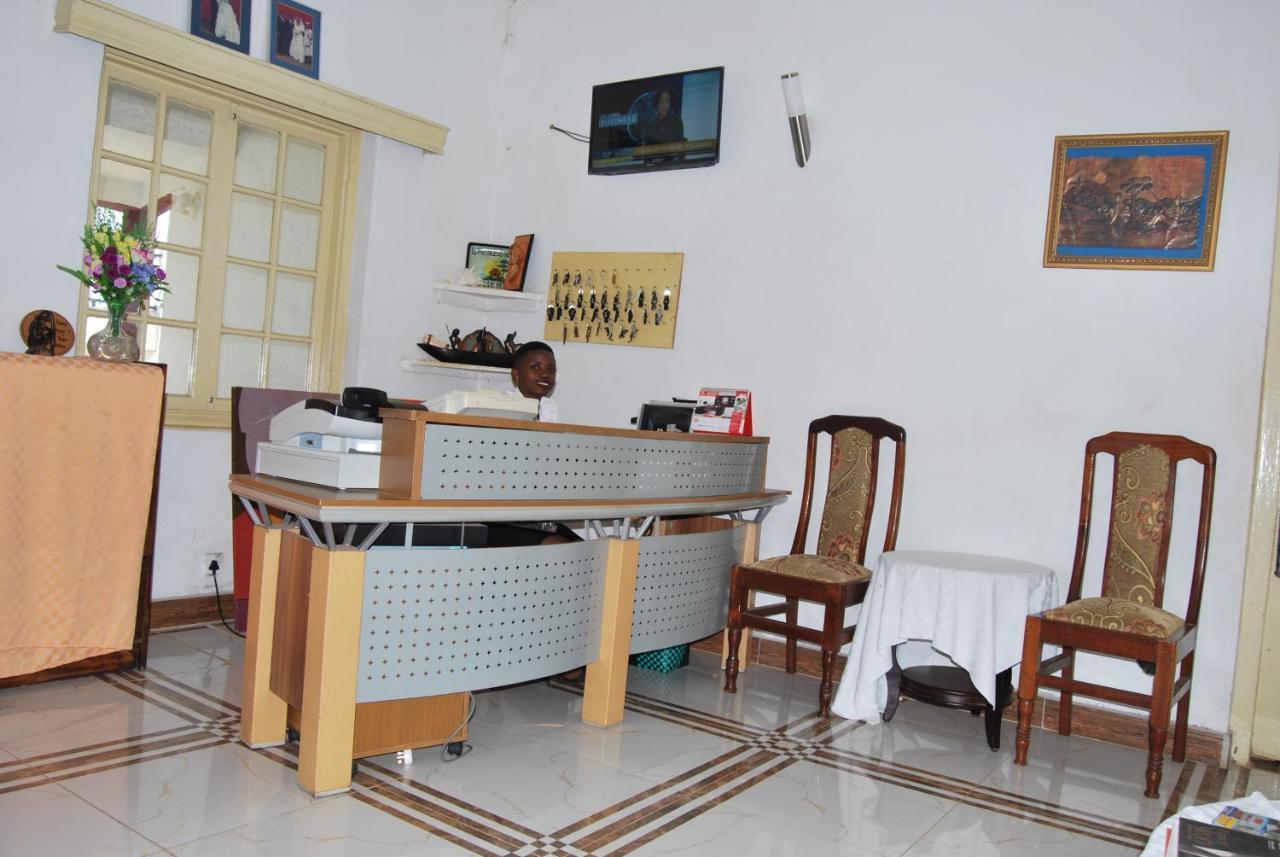 Frontiers Hotel Entebbe Exterior photo