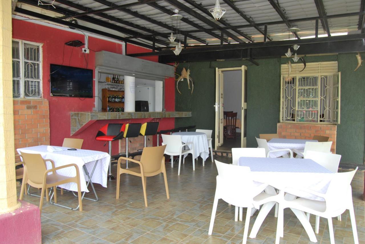 Frontiers Hotel Entebbe Exterior photo
